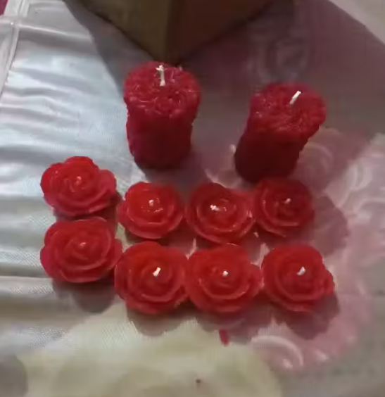 100% Pure Soy Wax|10 PCS | Scnted Candles| Red Colour| Rose Scented| Floating Rose & Pillar