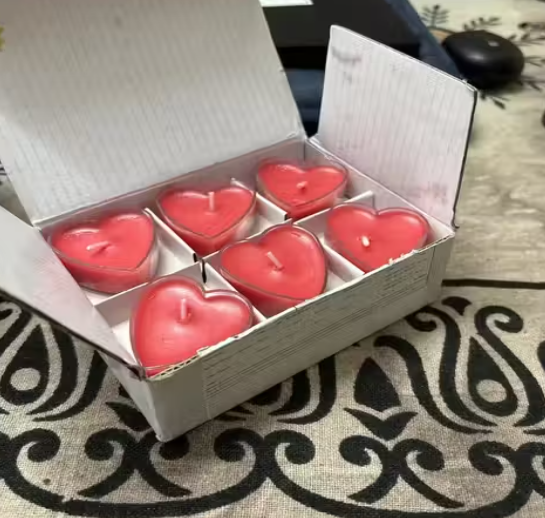 Pure soy Wax Acrylic Heart Shape Scented Candles, Red Color & Multi Scent, Sent Of 6 (Copy)